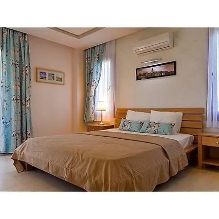 Βίλα Sleeps 10 Pool Air Con Wifi